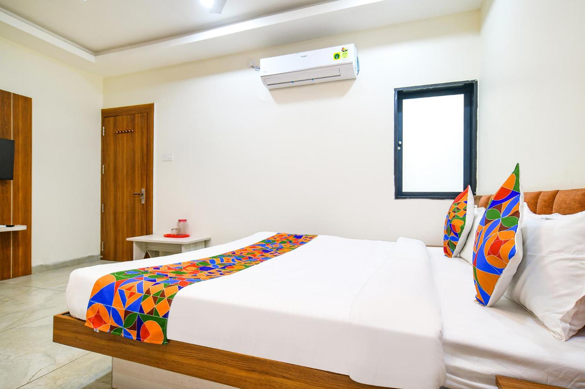 Fabhotel Shree Nakoda Paradise Ujjain Eksteriør billede
