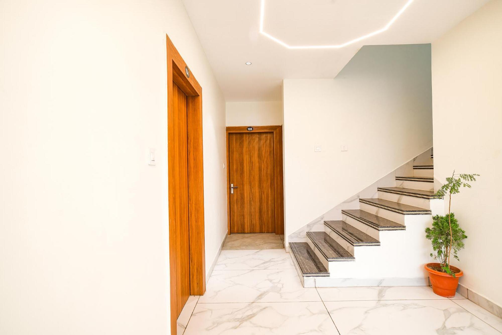Fabhotel Shree Nakoda Paradise Ujjain Eksteriør billede
