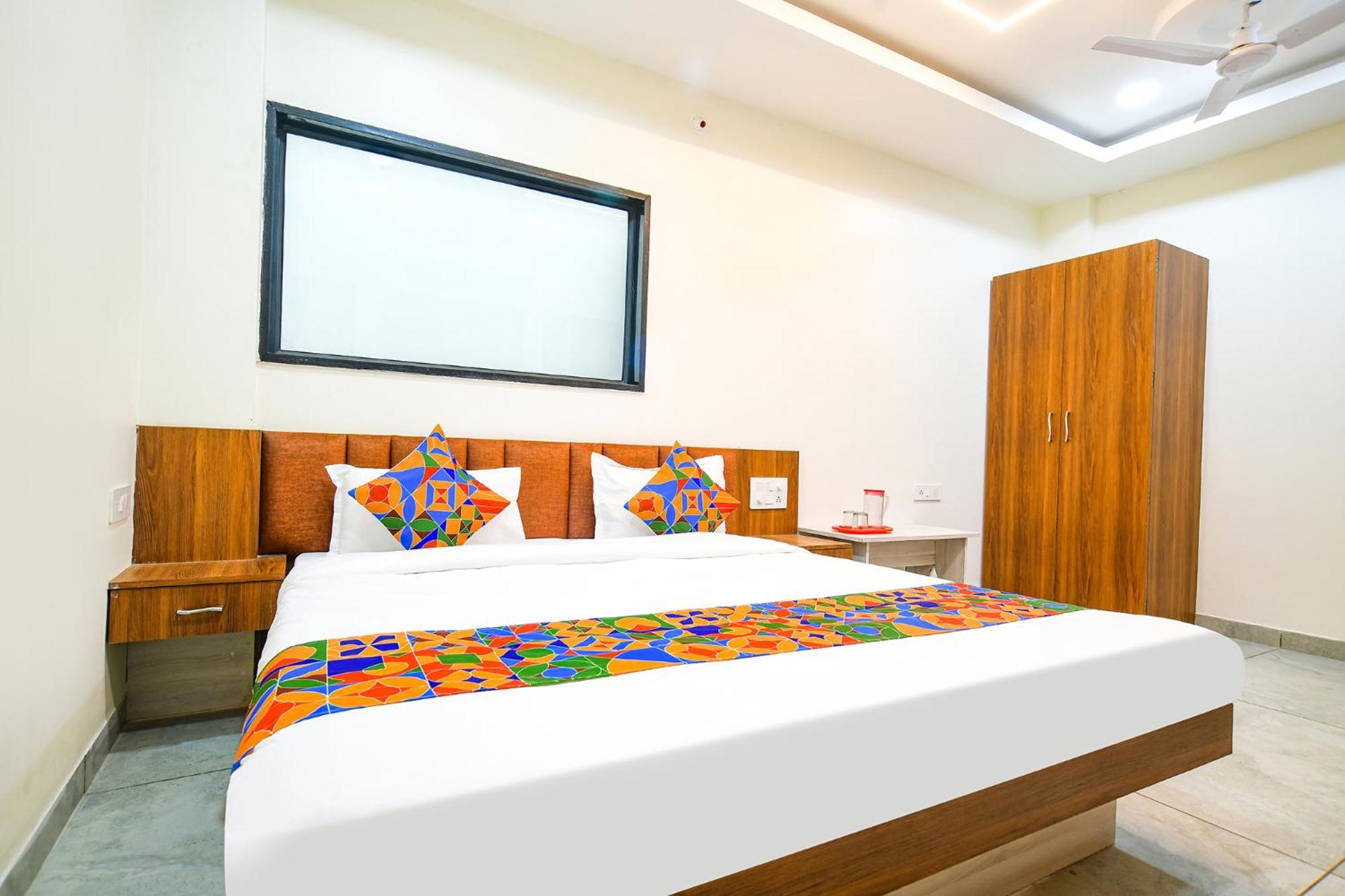 Fabhotel Shree Nakoda Paradise Ujjain Eksteriør billede