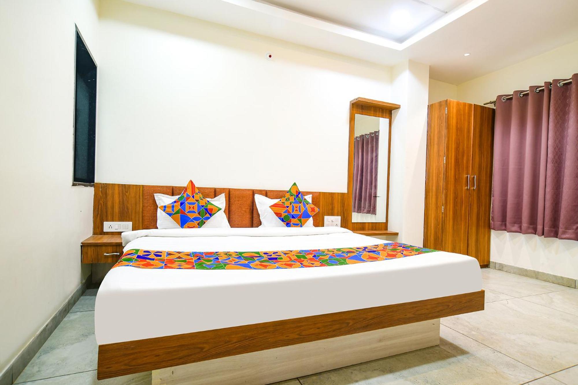 Fabhotel Shree Nakoda Paradise Ujjain Eksteriør billede