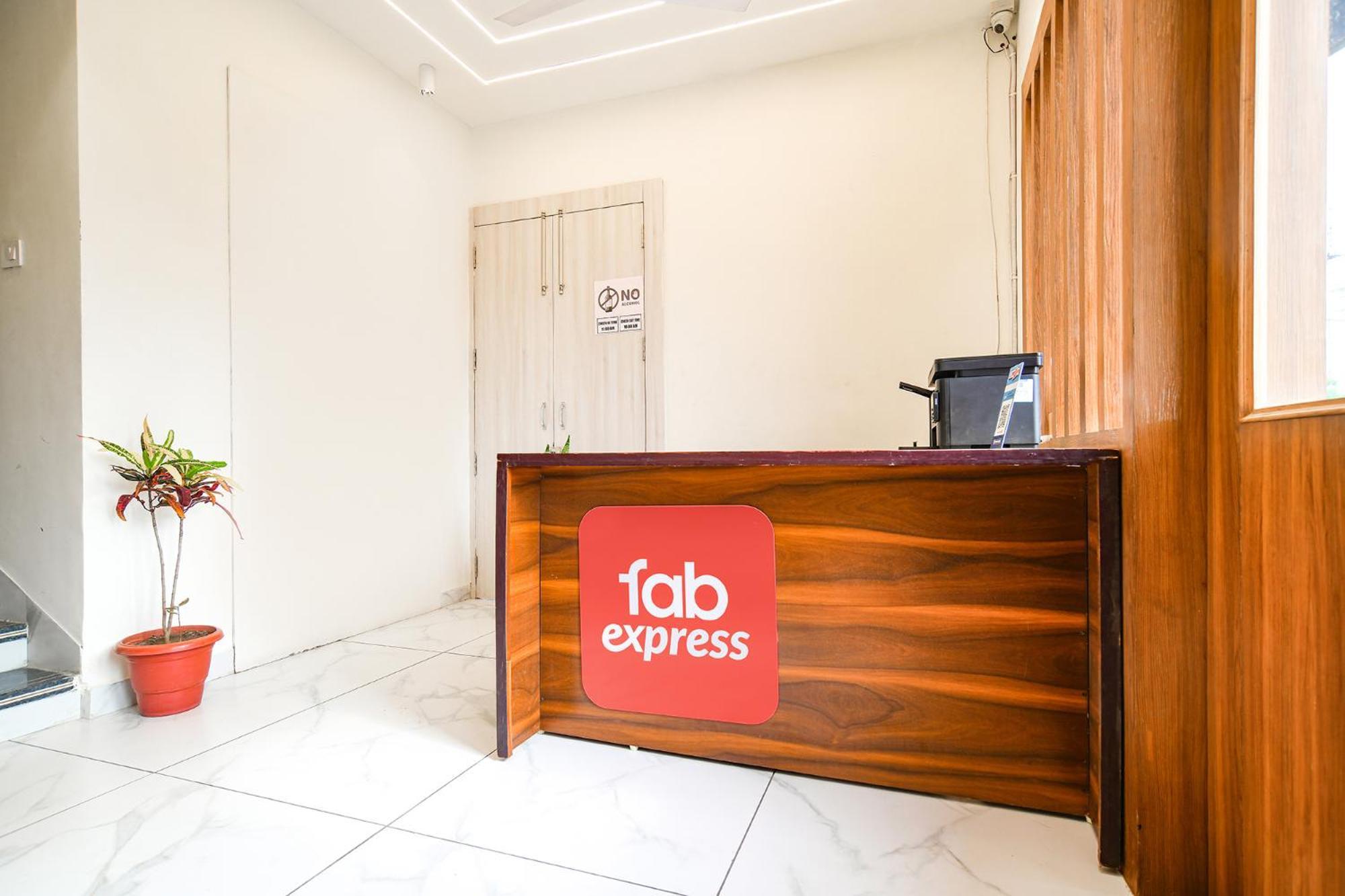 Fabhotel Shree Nakoda Paradise Ujjain Eksteriør billede